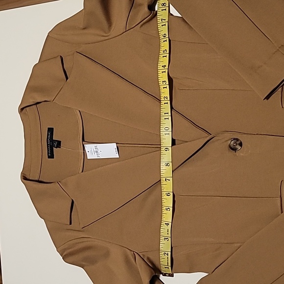 Beautiful blazer in stretchy and very comfortable material - Picture 5 of 10